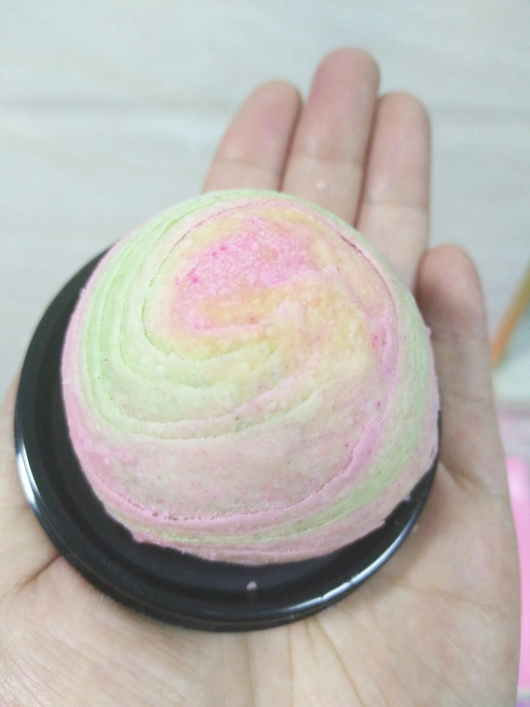 彩虹渐变蛋黄酥（无需揉出膜）