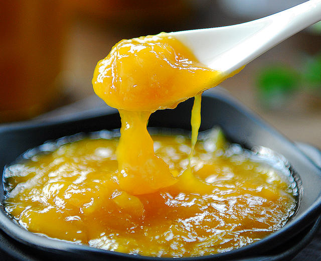 超好吃的大粒香橙芒果酱的做法