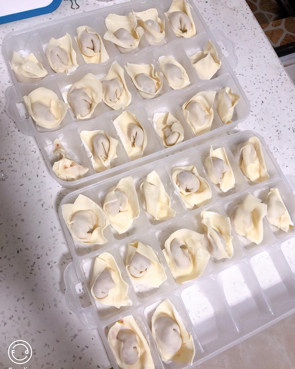 鲜肉虾仁混沌馅（附加超详细的混沌包法）