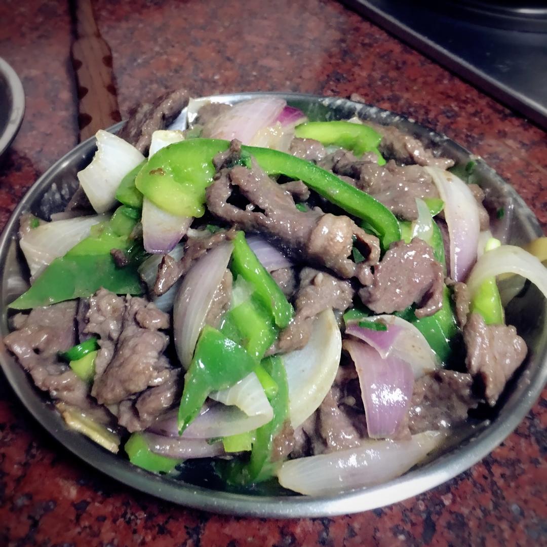 洋葱炒牛肉