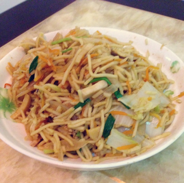 酱油杂菜炒面（升级版）(Fried Noodles with Vegetables in Soy Sauce)
