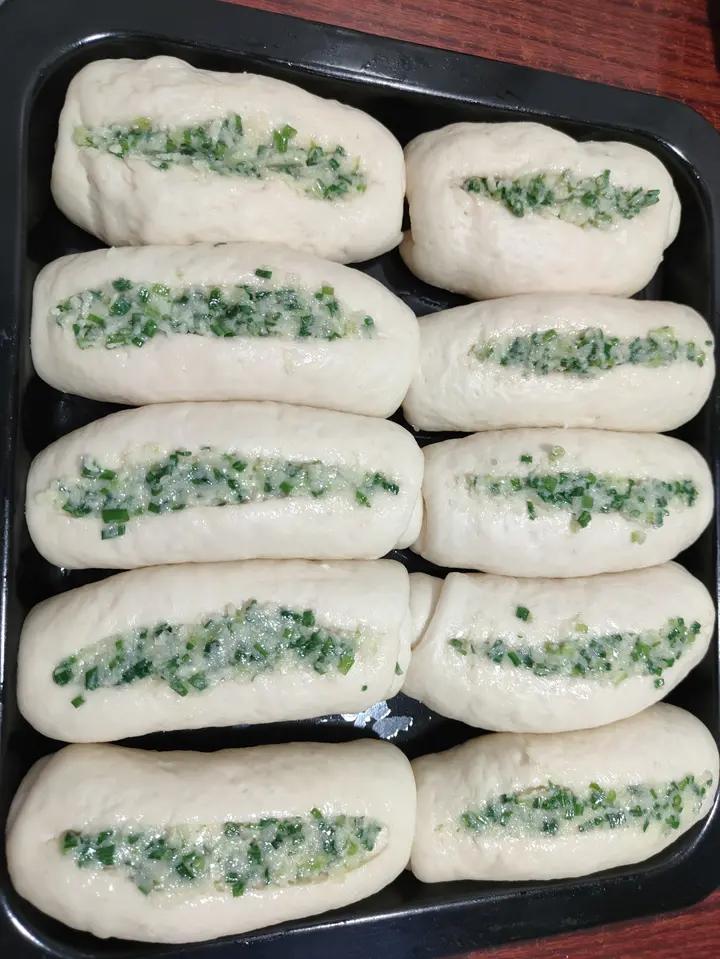 快手蒜香面包-懒人只需一发【外脆里软超好吃】