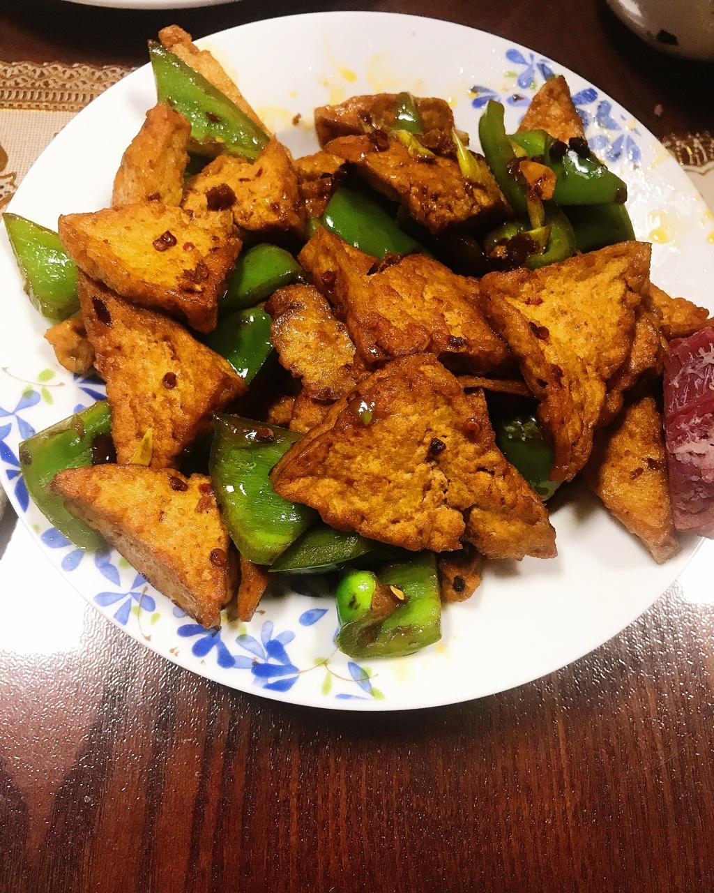 青椒豆腐