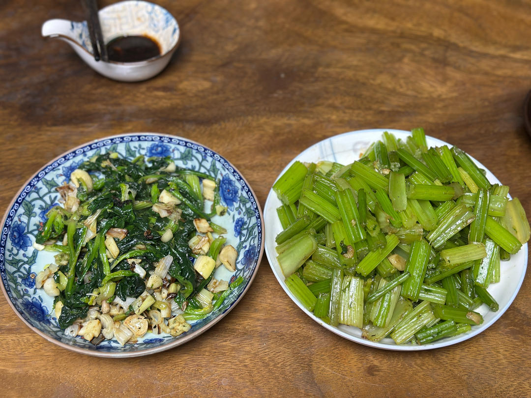 素炒芹菜