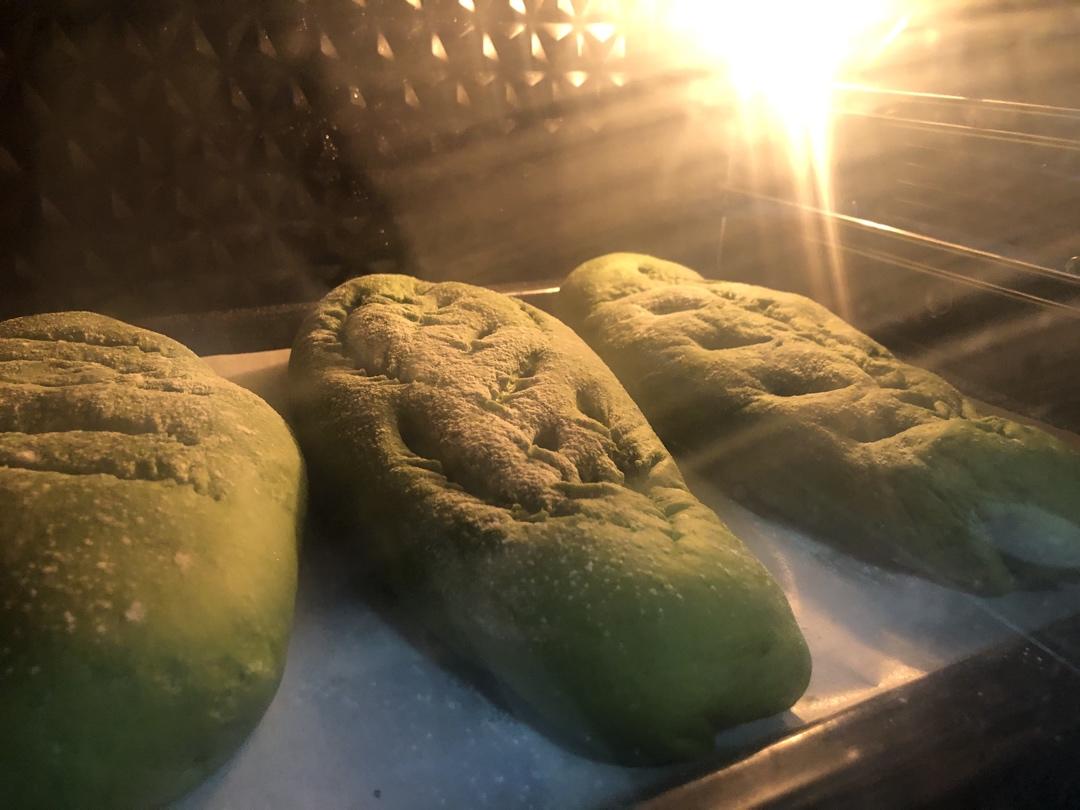 网红抹茶红豆奶酪软欧包