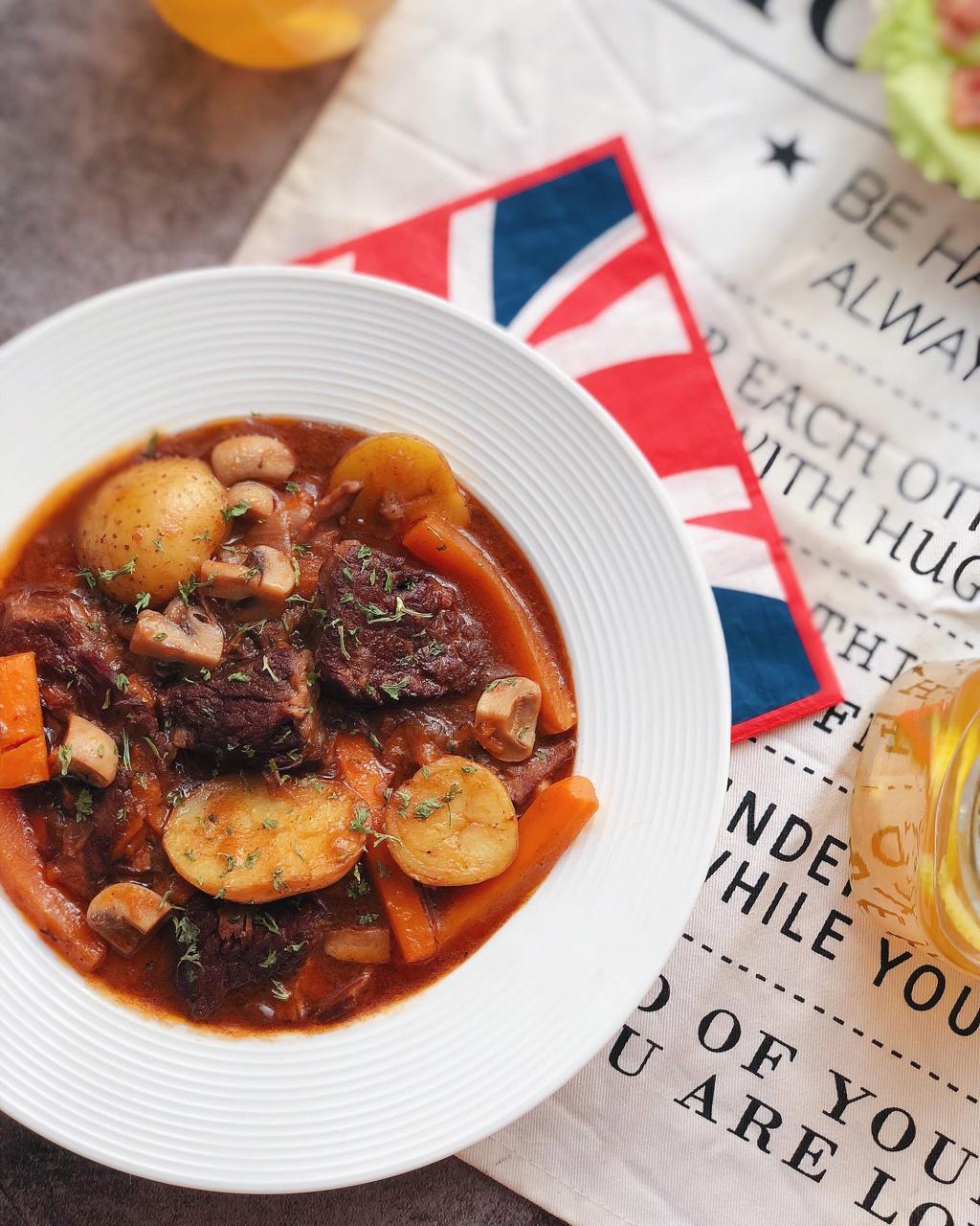 红酒炖牛肉 Beef Stew