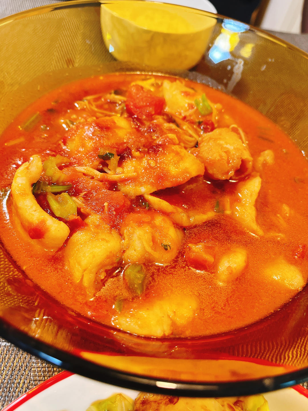 番茄鱼巴沙鱼（也可以用番茄龙利鱼），番茄酱汁超浓郁，营养又下饭！