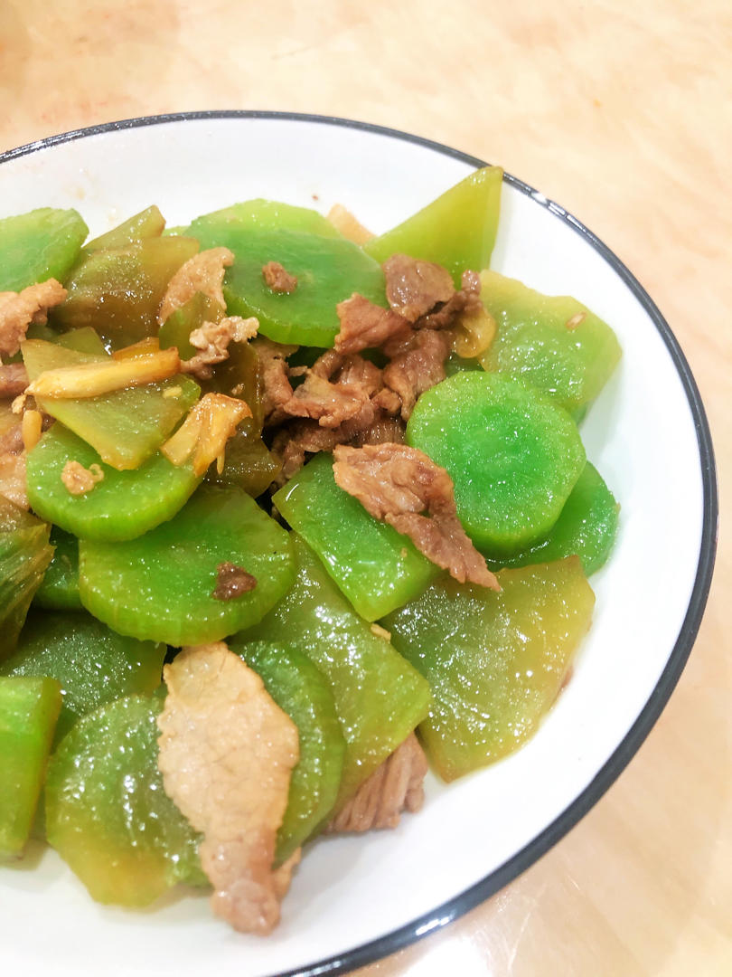 莴笋炒肉