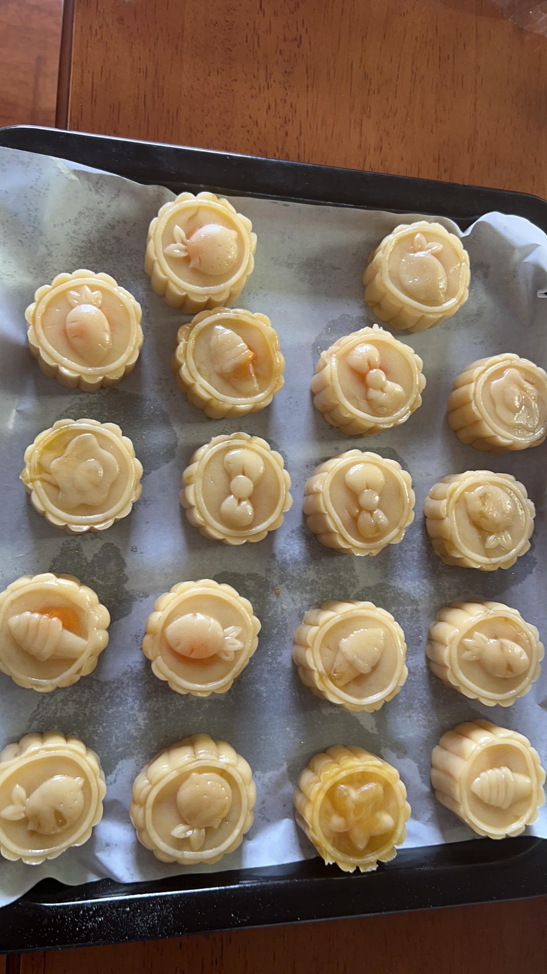 莲蓉蛋黄月饼（超极详细）美味