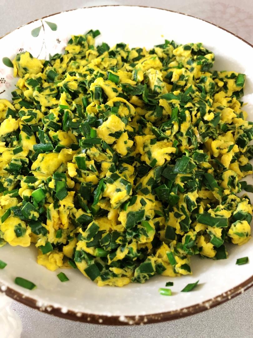 韭菜末炒鸡蛋