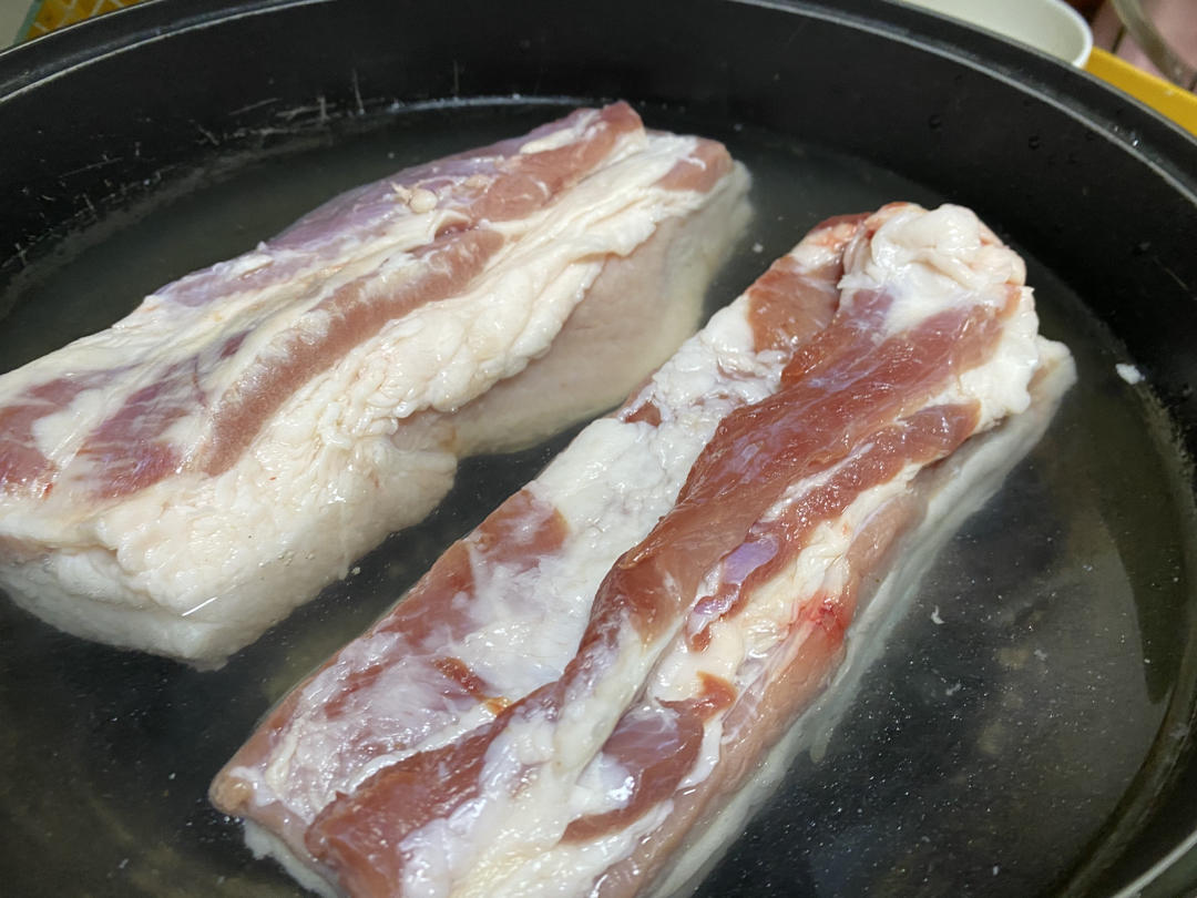 脆皮烤肉（猪五花）