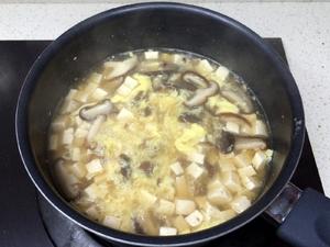 《昨日的美食》之酸辣汤的做法 步骤8