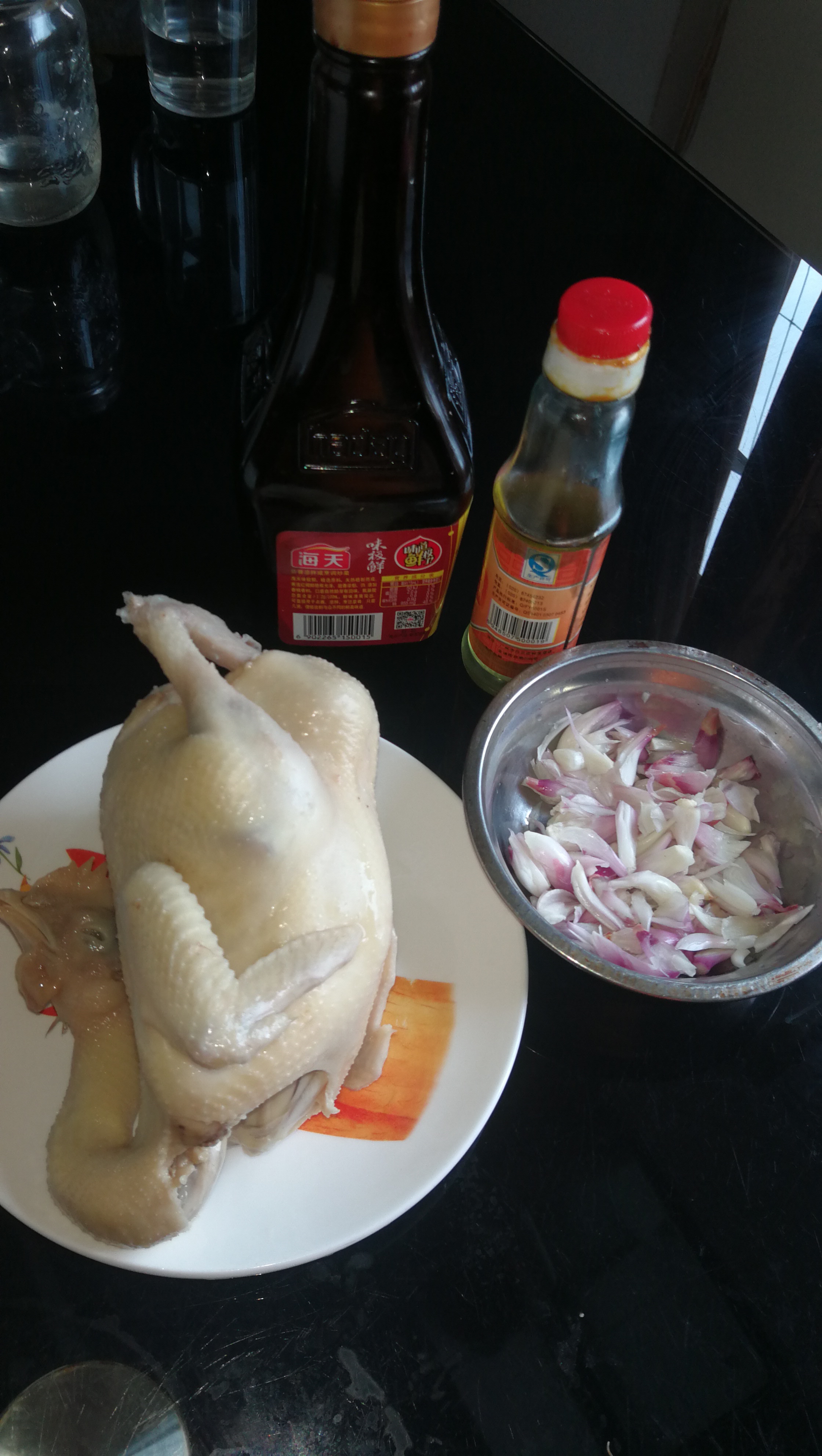 红葱头淋鸡（白切鸡做法）的做法 步骤4