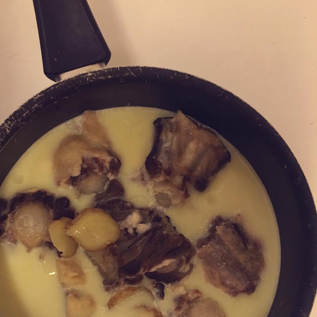 韩式清炖牛尾汤