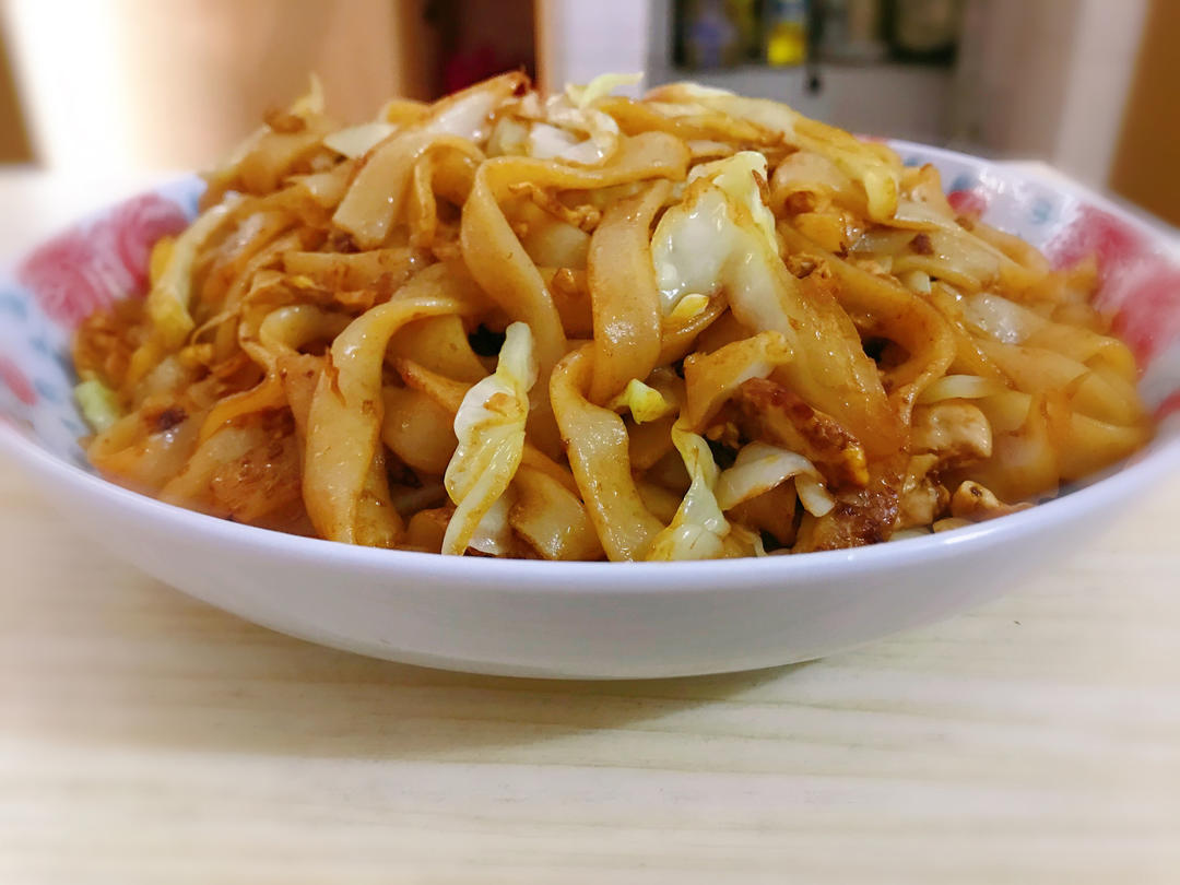 路边摊的炒河粉