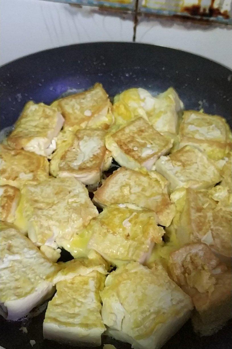 鸡蛋煎豆腐