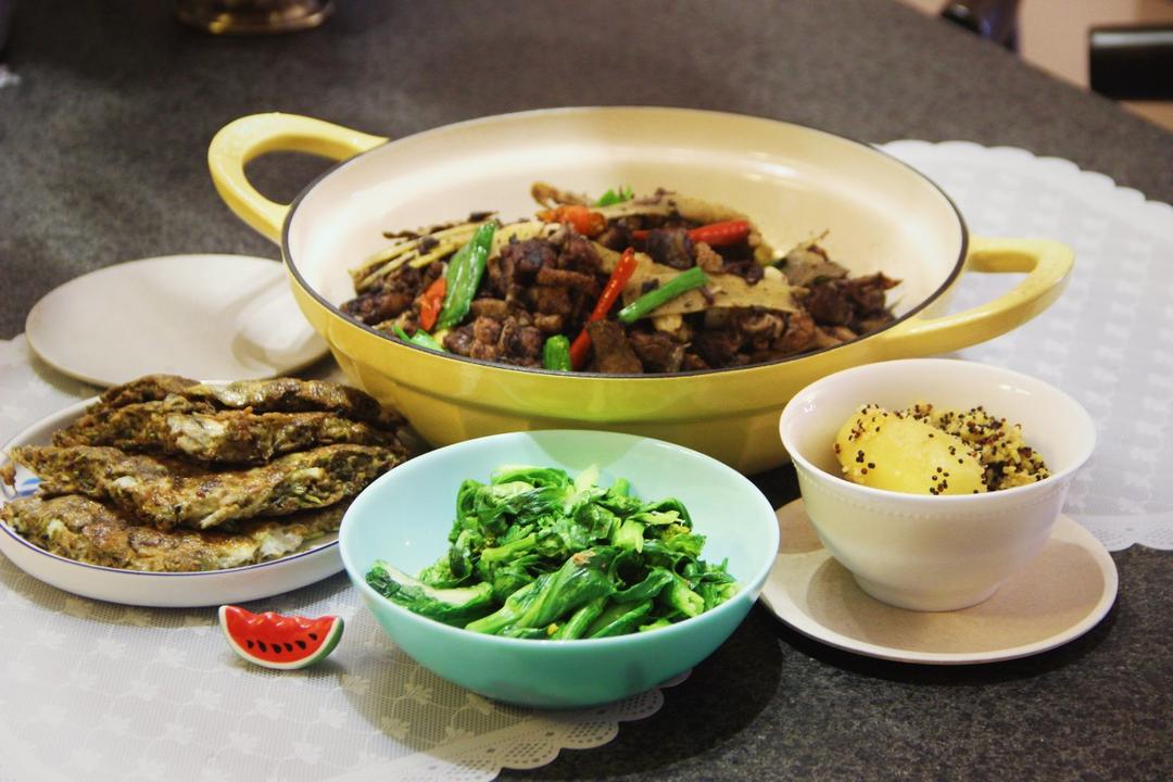 厨师长教你：一道湘菜“永州血鸭”的做法，非常详细的讲解