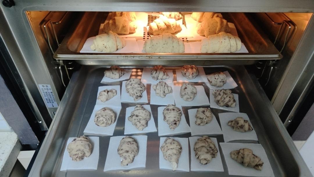 小朋友早餐100天不重样！今日食谱：红枣馒头卷