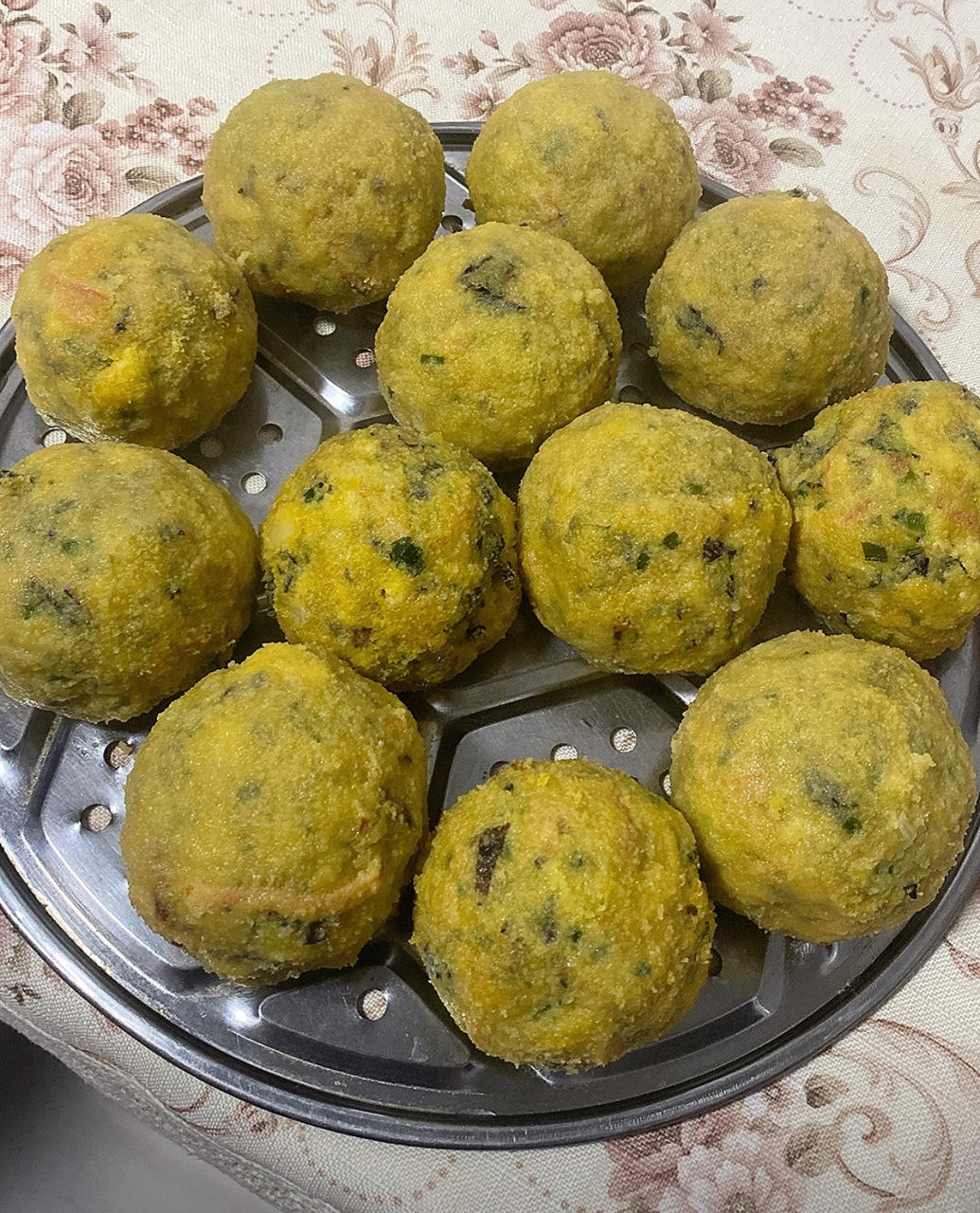 （减脂）玉米面菜团子