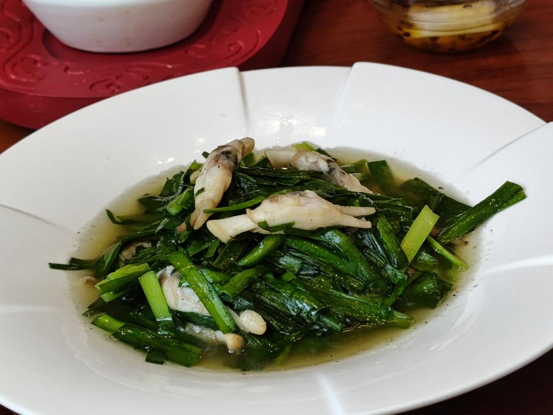 隆平芯米饭  /                       雪菜豆瓣炒蛏子