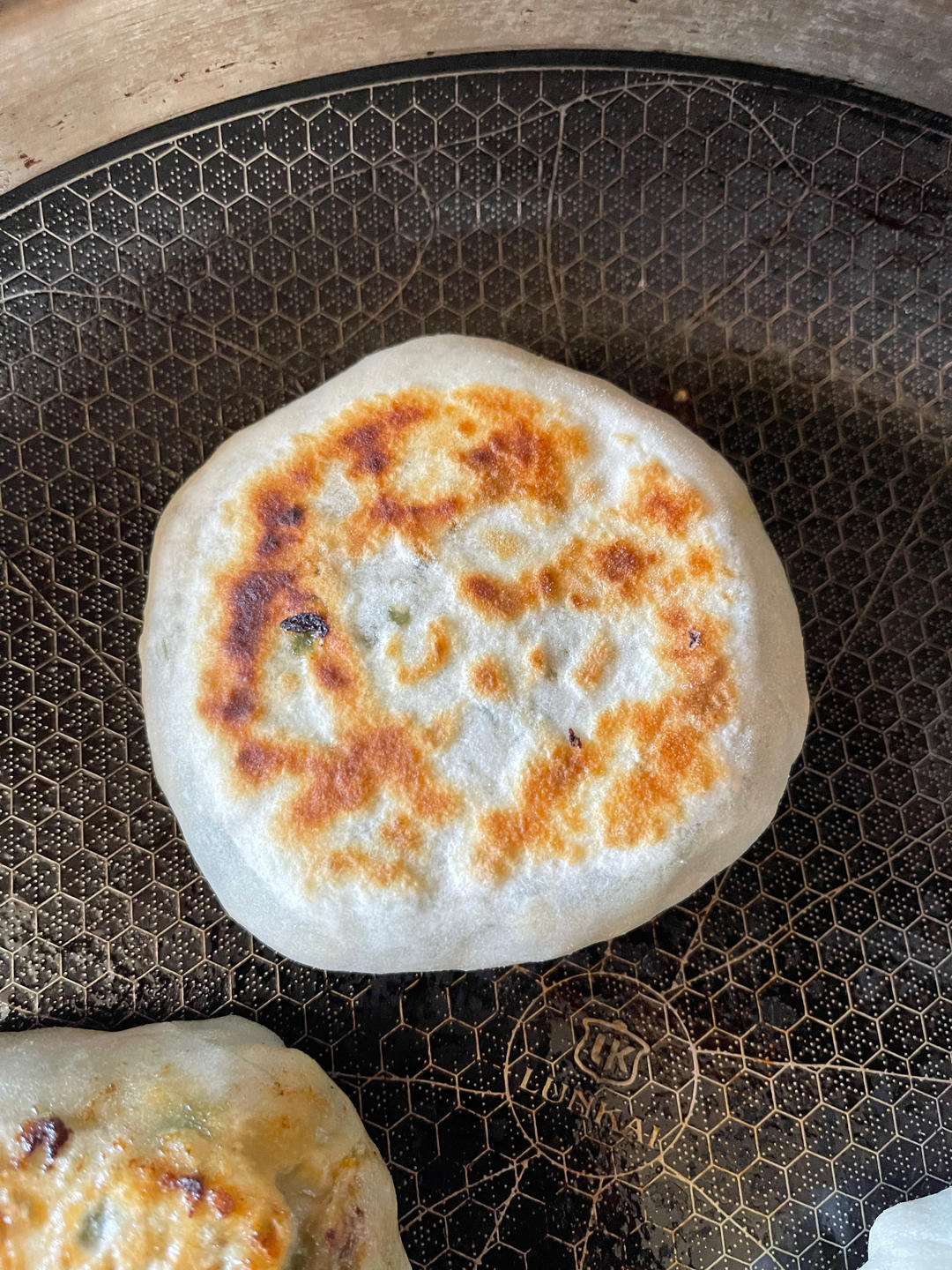 茴香鸡蛋馅饼