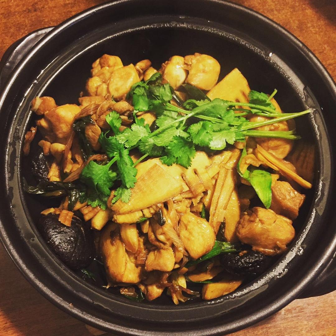 抓马皇后袁半仙儿做的黄焖鸡