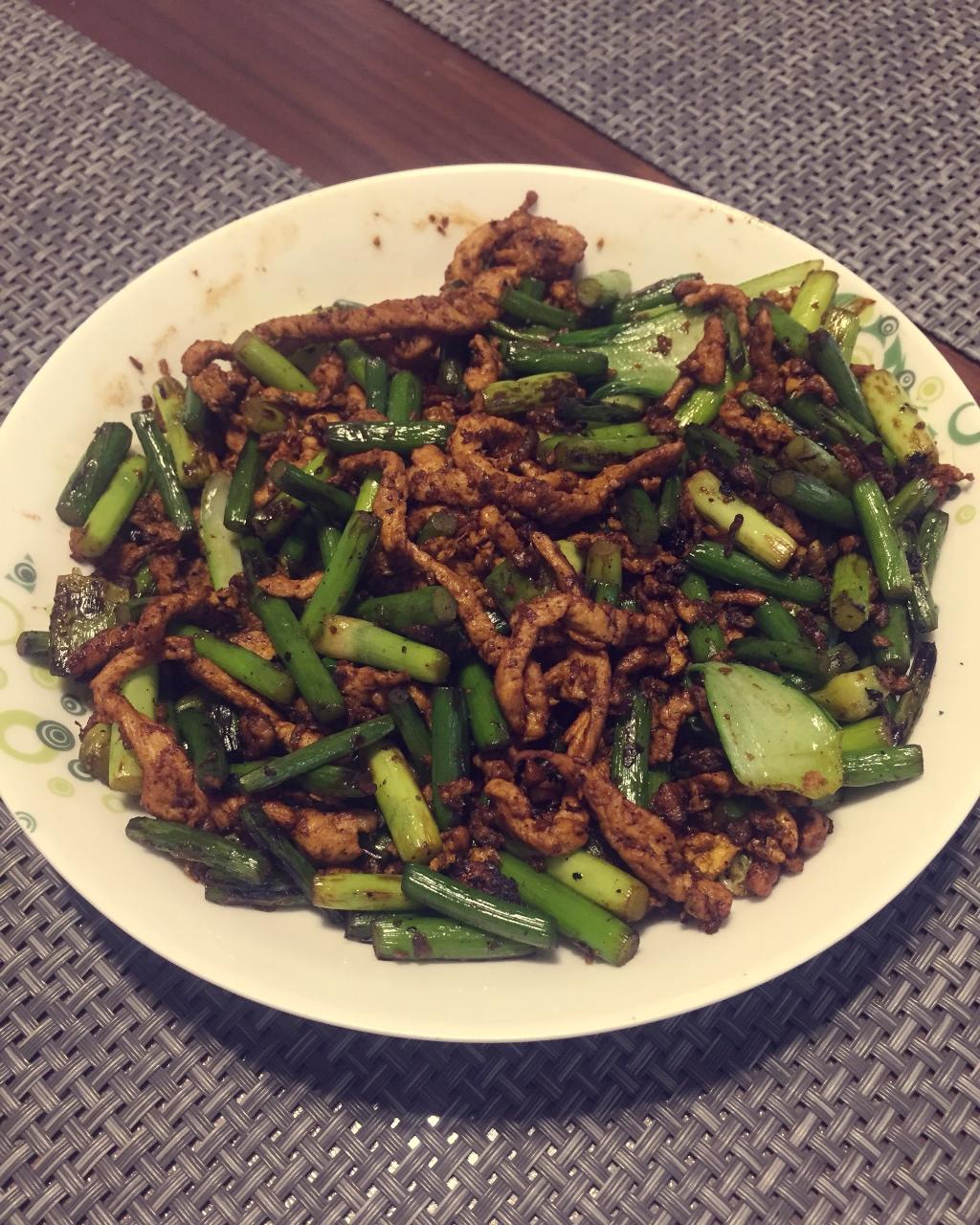 蒜苗炒肉