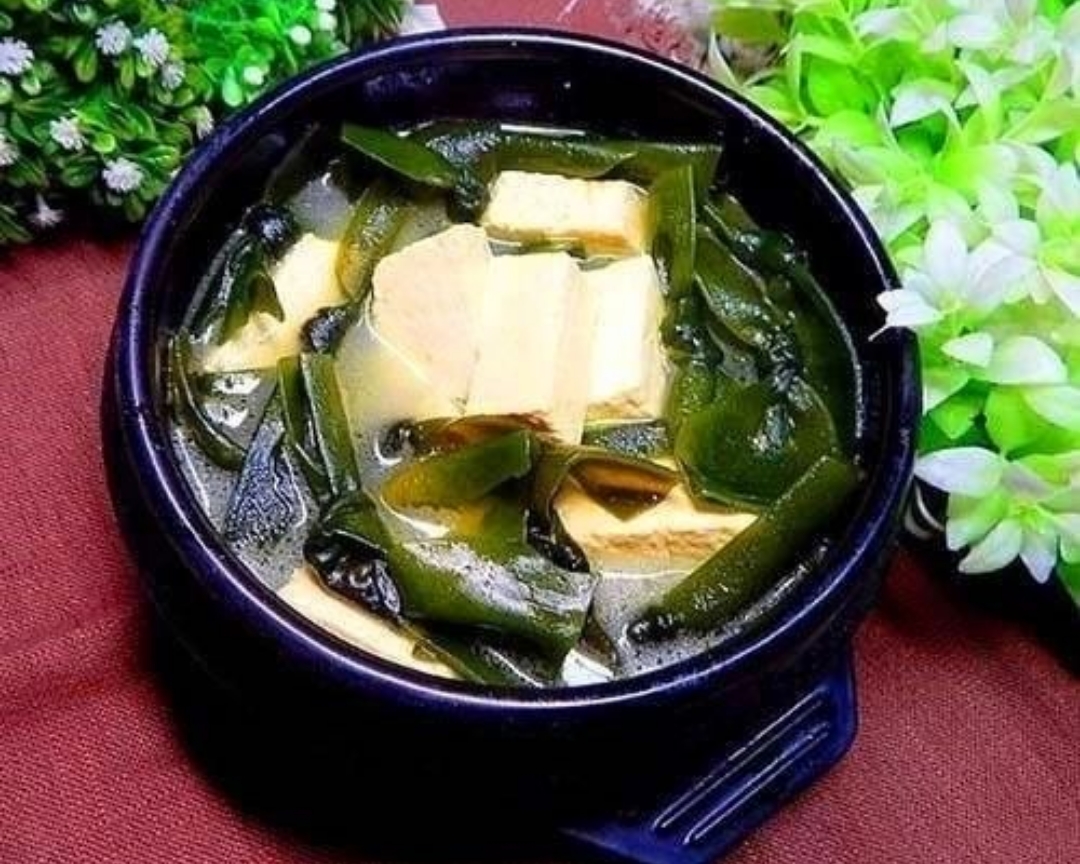 超级鲜的海带豆腐汤的做法