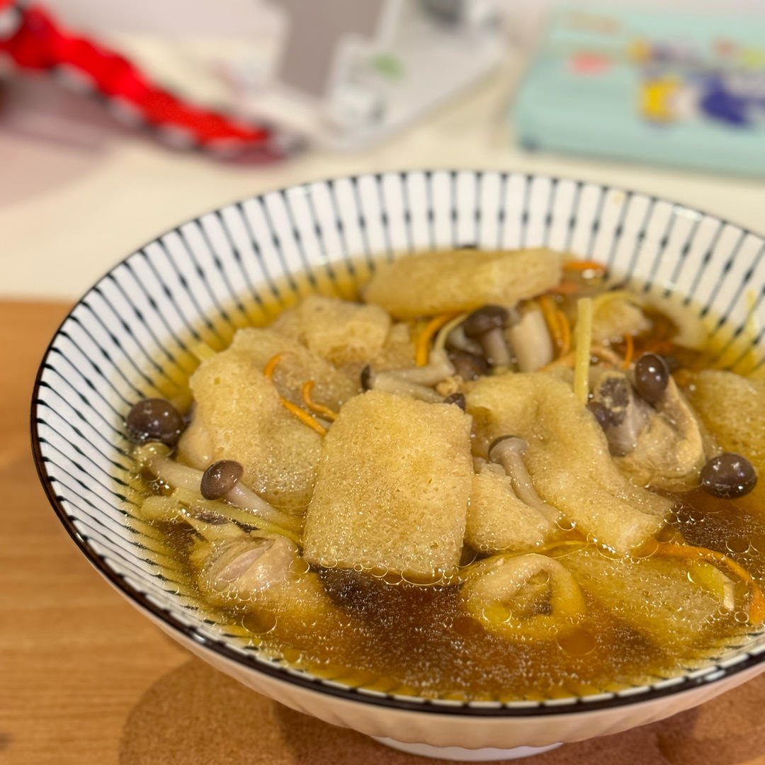 竹笙椰子浸鸡