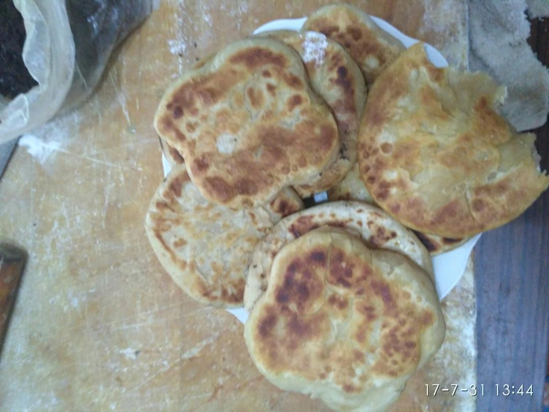 吮指红糖酥饼