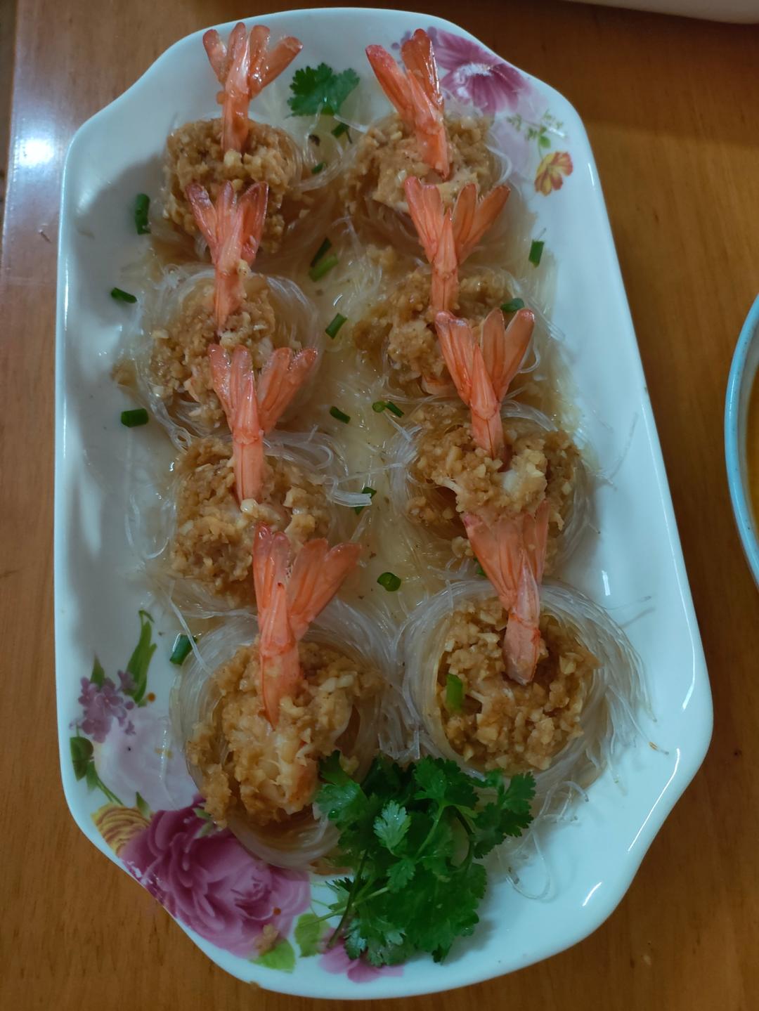 年夜菜之腰缠万贯~蒜蓉粉丝蒸虾尾