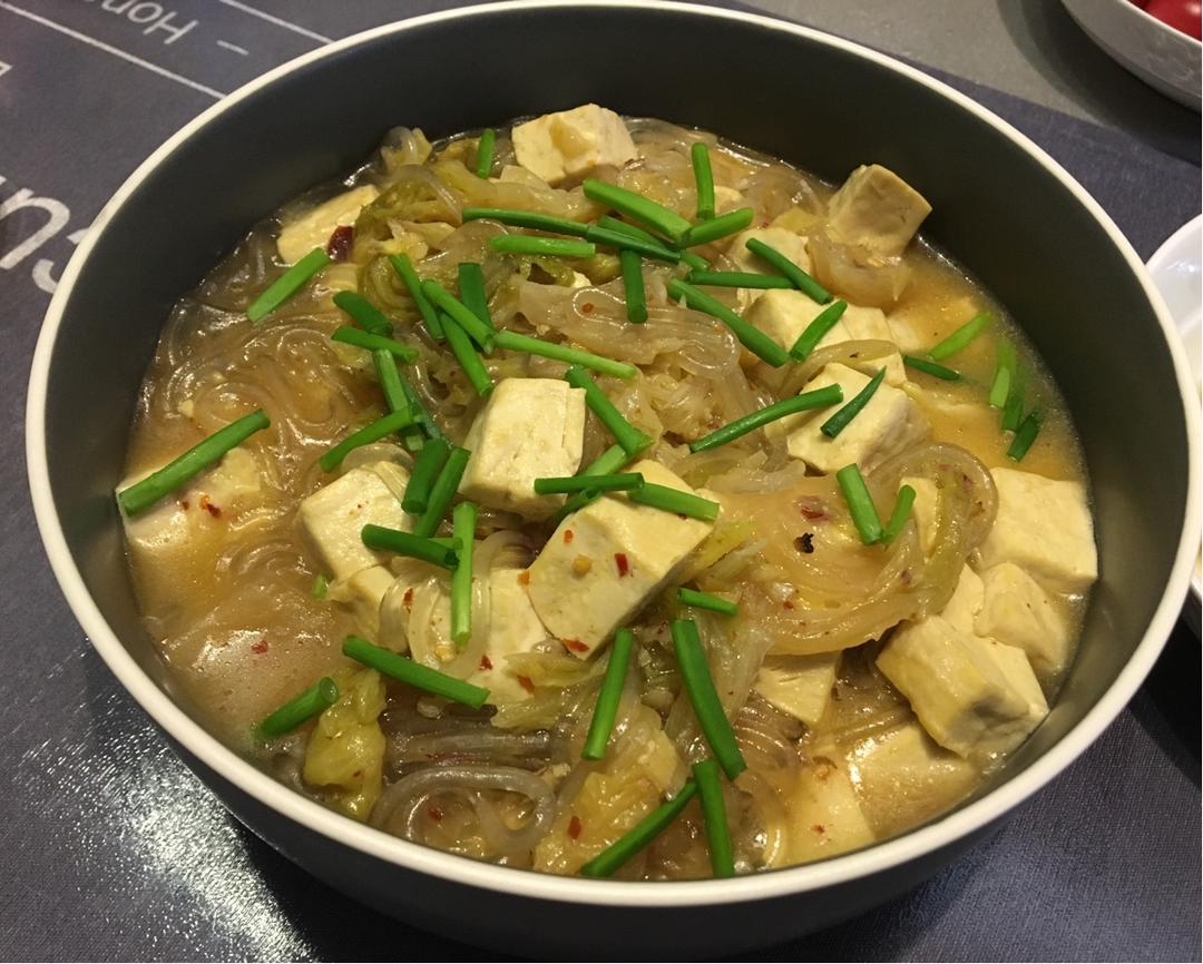 辣白菜豆腐汤