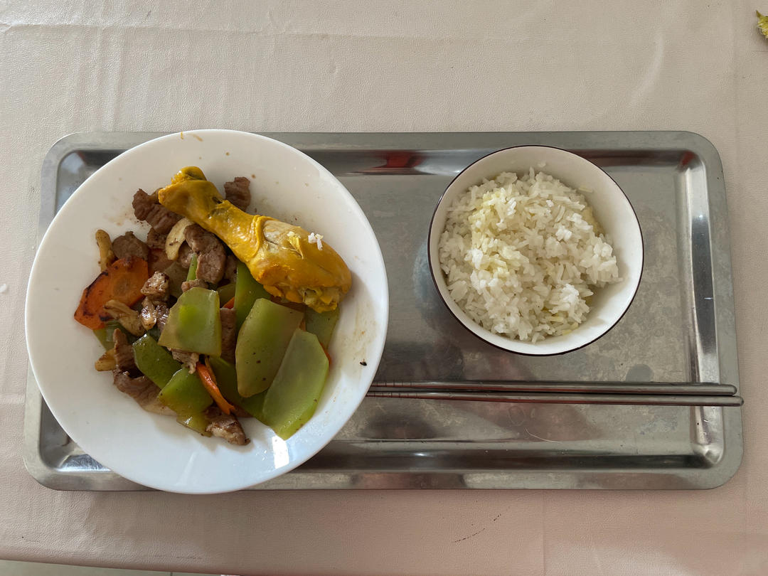 莴笋炒肉片