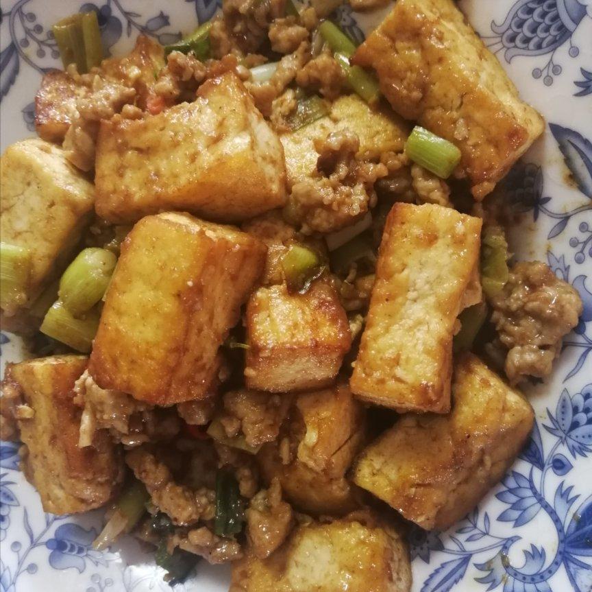 沙茶肉末豆腐