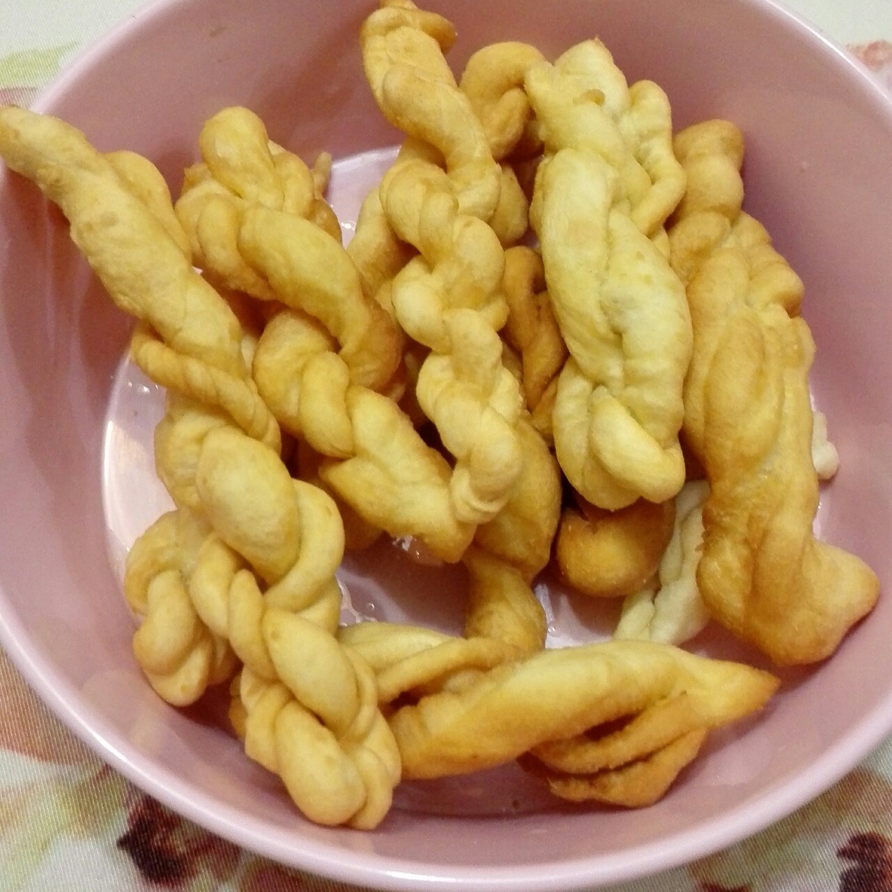鸡蛋小麻花