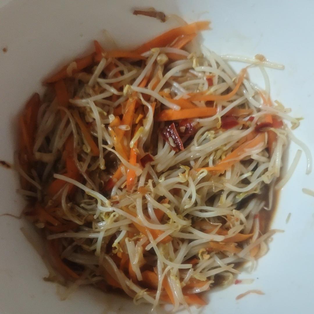 酸辣脆爽的炒豆芽