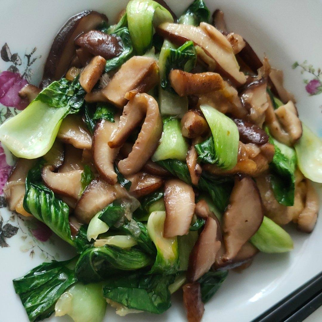 香菇油菜（简单快手）