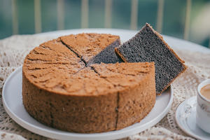8寸黑米戚风蛋糕（消耗黑米粉）C32的做法 步骤20