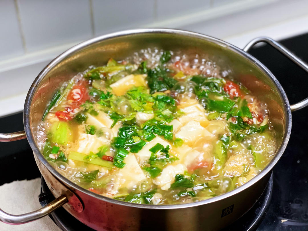 小白菜豆腐番茄汤
