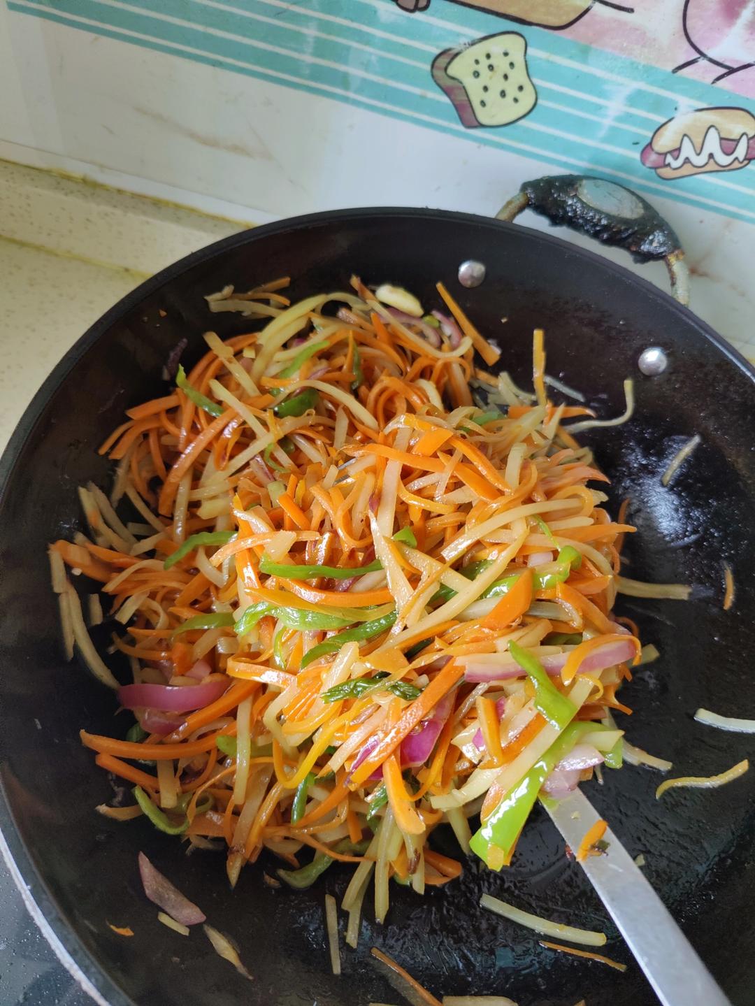 炒胡萝卜土豆丝