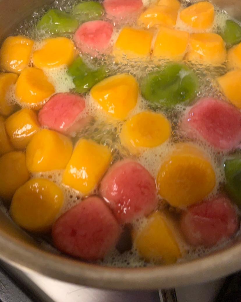 温暖治愈的芋圆糖水，轻松在家做，味道棒极了！