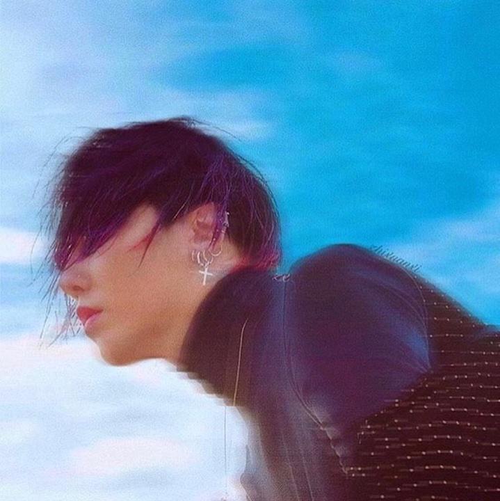 丁哥的短发妹儿