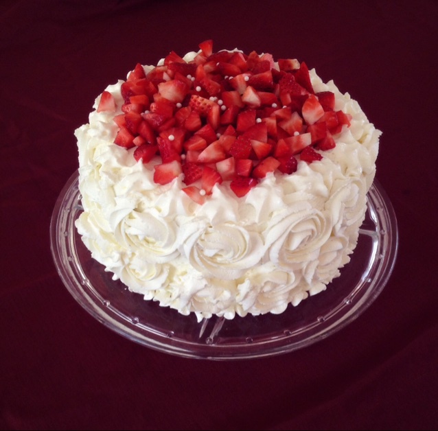 鲜奶油草莓蛋糕