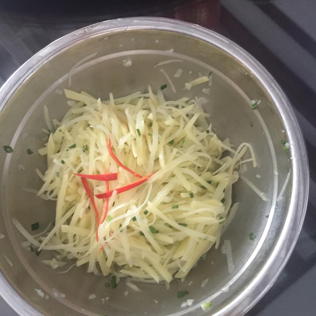 凉拌土豆丝