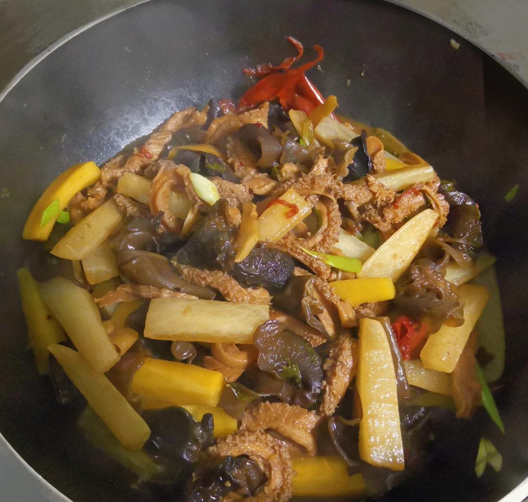 家庭版牛杂煲（广味）