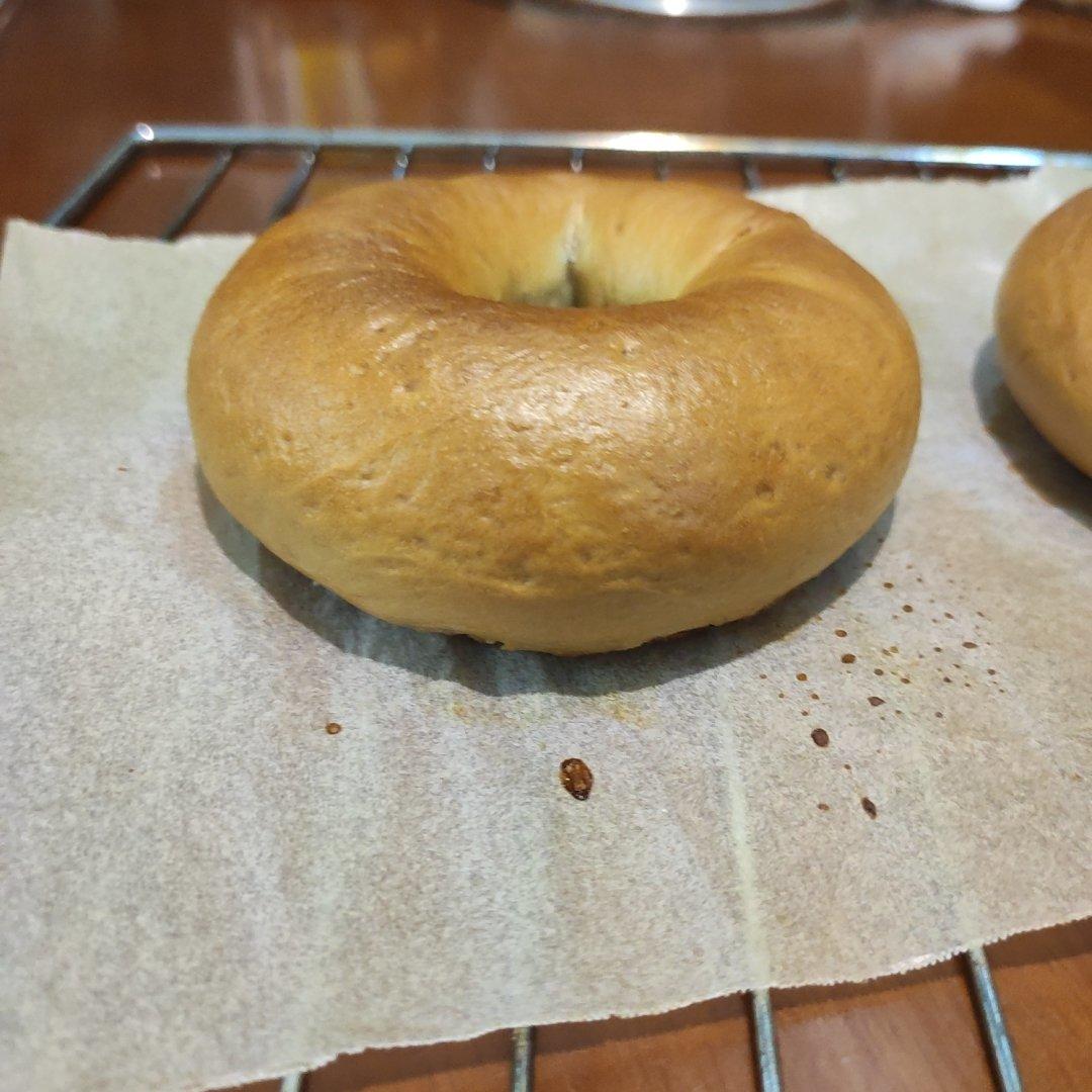 咖啡黑糖核桃贝果