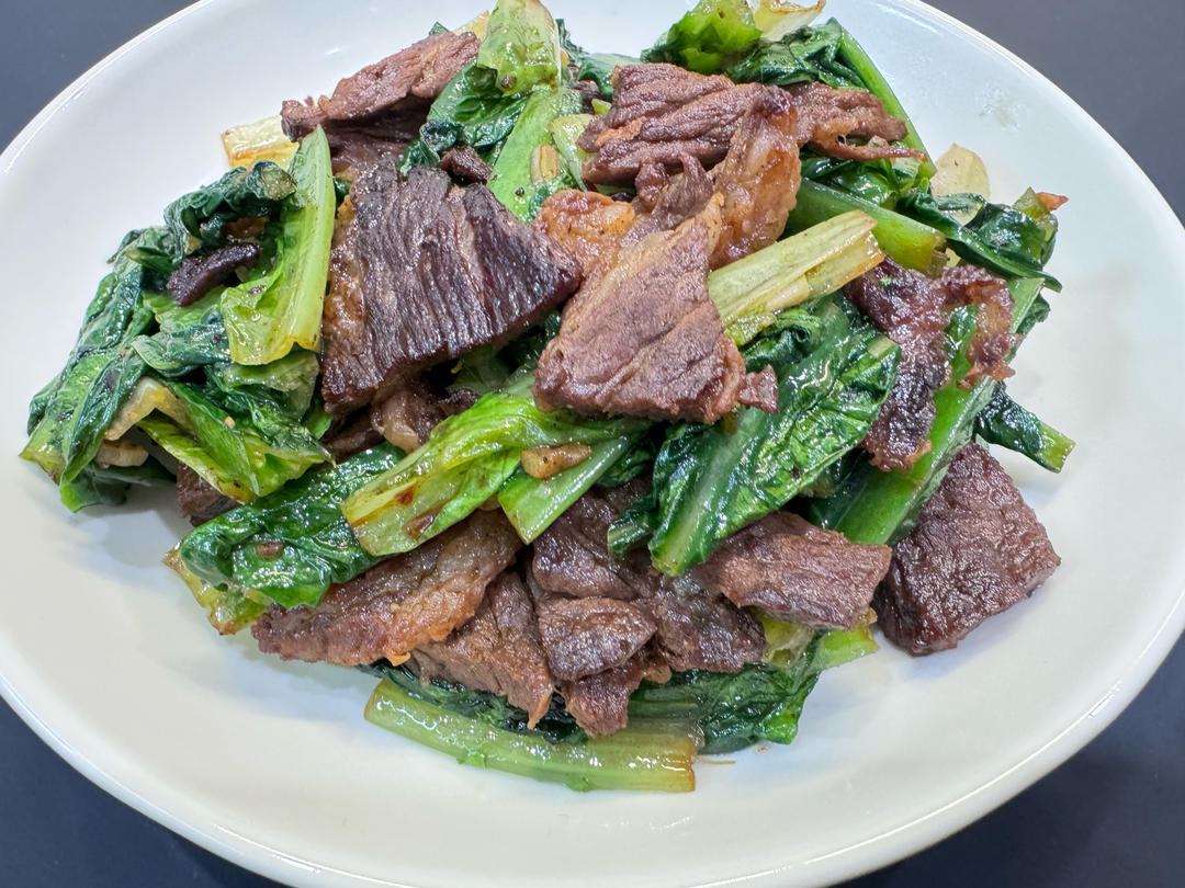 肉炒油麦菜
