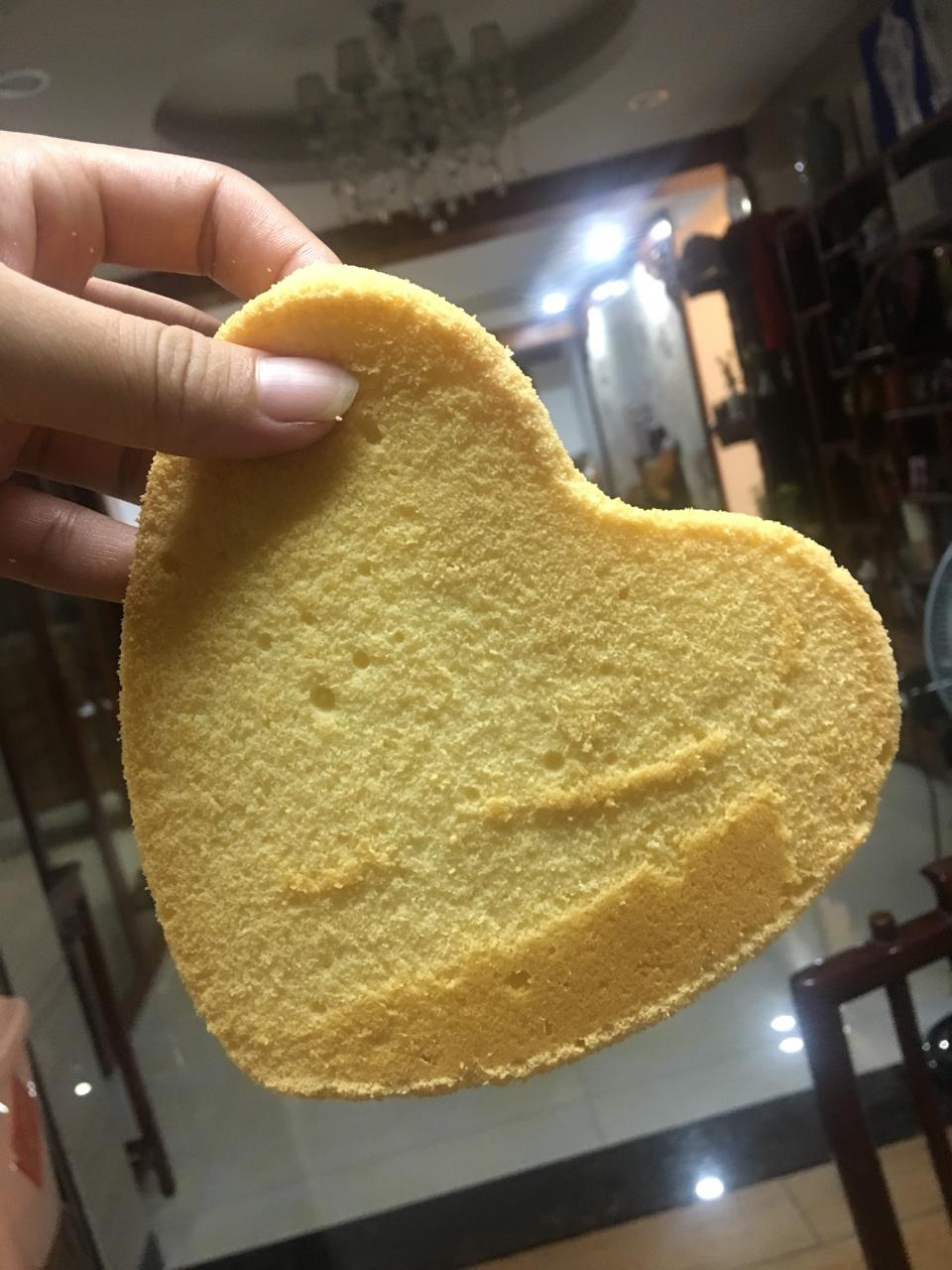 基础戚风（好记、适合奶油抹面、裱花的蛋糕体）