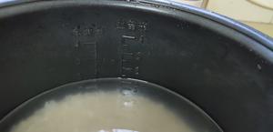 姬松茸排骨饭的做法 步骤1
