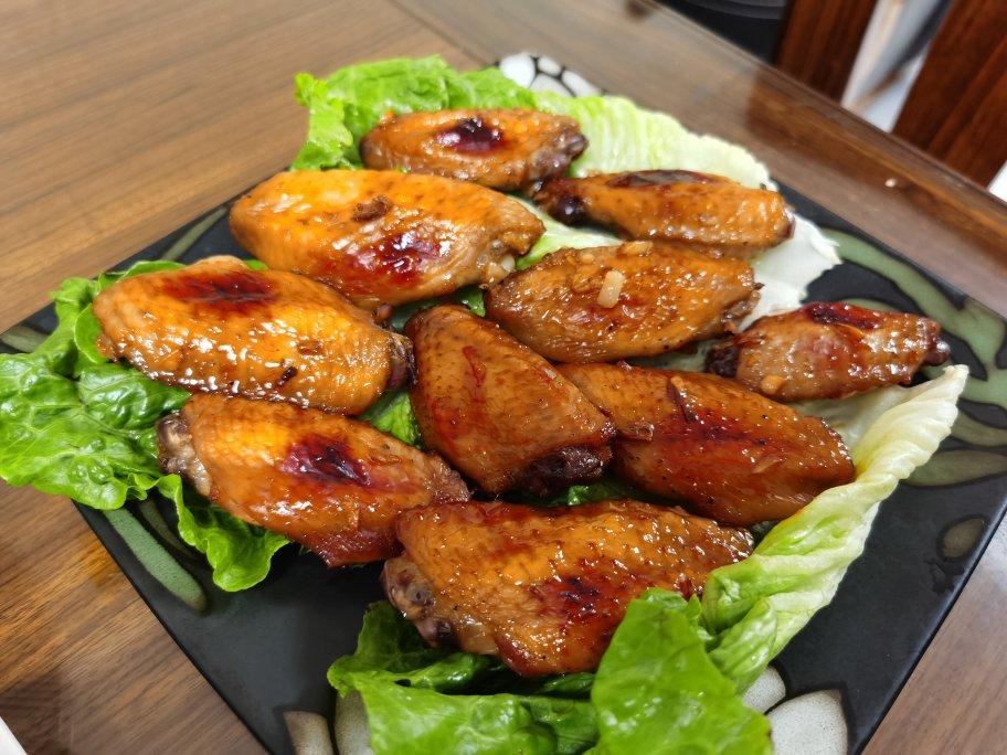 看见什么吃什么(=ﾟωﾟ)ﾉ